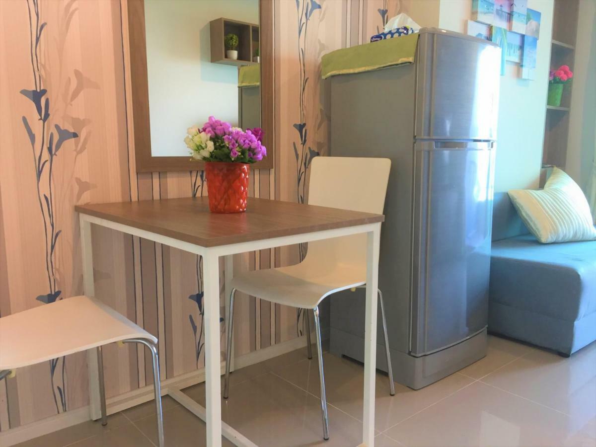 Cosy Lumpini Beachfront One Bedroom Jomtein Jomtien Beach Exterior foto